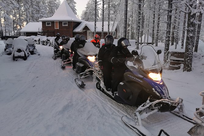 1-Hour Snowmobile Safari Experience - Key takeaways before you book