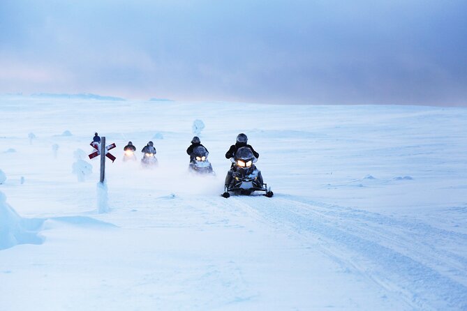 3-hour snowmobile adventure in Levi - From Levi’s Easy Edge to Real Lapland Feel