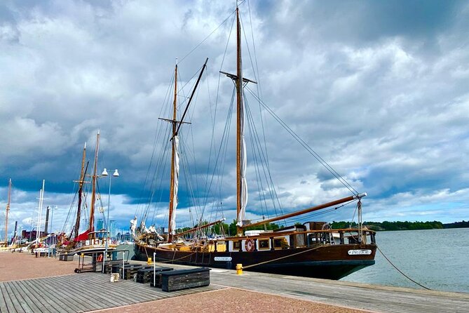 5-Day Cultural Capital Tour in Helsinki, Porvoo, and Tallinn - Porvoo by bus: a medieval old town without the hassle
