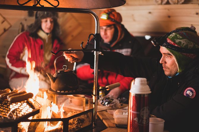 Arctic lake Aurora Hunt, in a cozy Lappish Tipi - What to Bring, What to Skip, and Cold Weather Reality