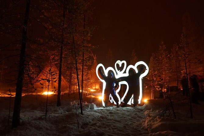 Aurora Hunting Photo Tour from Rovaniemi with Pickup - The Safartica start: warm up, get set for photos
