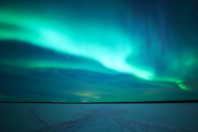 Chasing Aurora with Photographer - Small Group - 2-3 chase stops with wide-open sky chances