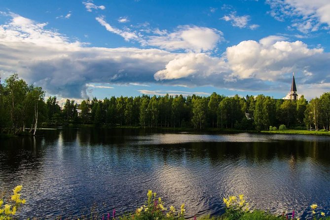 City Sightseeing and Santa Village Guided Tour, Small group - Arctic Circle crossing ceremony and certificate