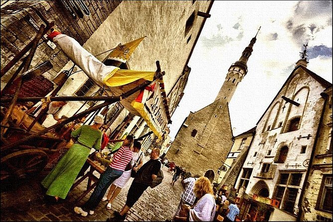 Day trip from Helsinki to Tallinn. Ferry included - Key highlights to look for on this day trip