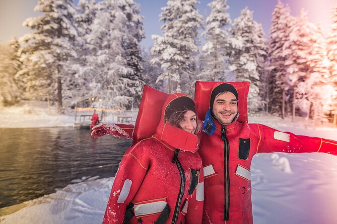 Daytime Arctic Ice-Floating in Rovaniemi, Small-Group - Warming Up in a Log Cabin: Snacks, Hot Drinks, and a Real Reset