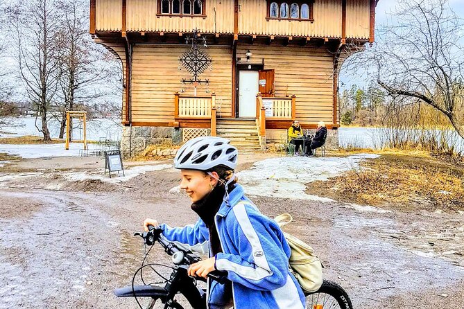 Explore happiest Helsinki: Bike/Ebike: BBQ, Sauna, Forest, &Parks - Who this Helsinki bike and sauna day suits best