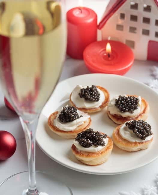 Finland: Nordic Caviar House in Helsinki. Tasting Experience - What to pair it with, and how to handle the no-drink setup