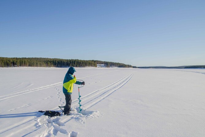 First Ice Fishing Experience in Rovaniemi - Pickup, Vehicle Comfort, and the Small-Group Advantage