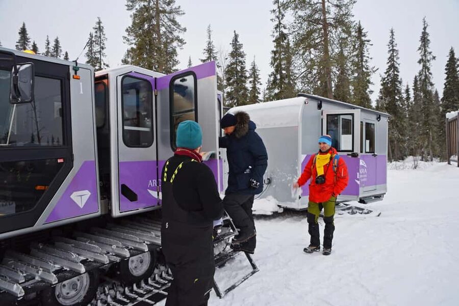 From Rovaniemi: EXCURSION TO THE AMETHYST MINE IN LUOSTO - Getting from Rovaniemi: minibus transfer and winter Pendolino rides