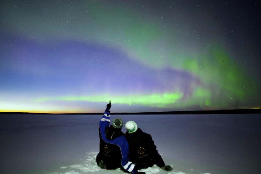 From Rovaniemi: Lakeside Aurora’s Paparazzi Photography - How the 3-Hour Rovaniemi Aurora Photo Hunt Really Plays Out