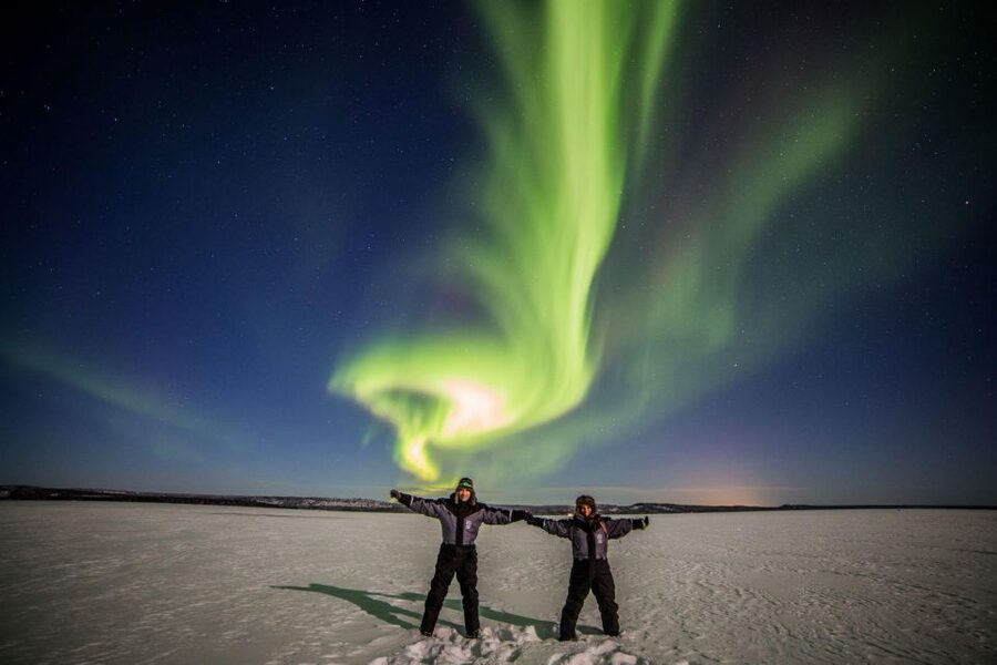From Rovaniemi: Lakeside Aurora’s Paparazzi Photography - Aurora Photography Service: What You Get and How to Use It