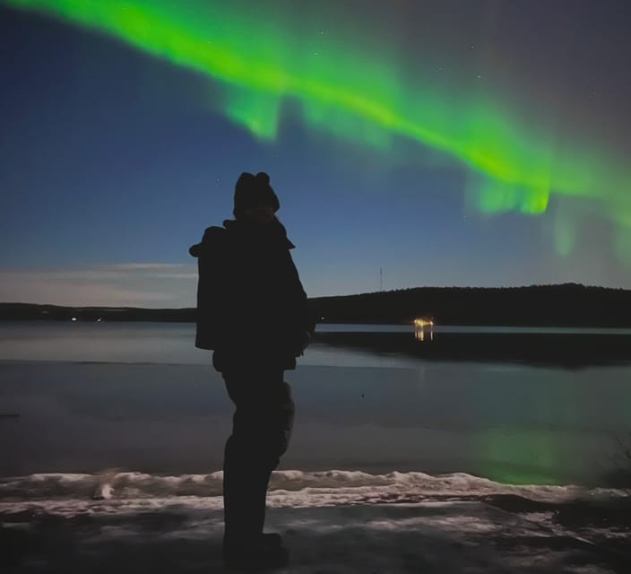 From Rovaniemi: Lapland Aurora Hunt with Barbeque - The Private Lake BBQ Hut: Warm Food While You Chase the Lights