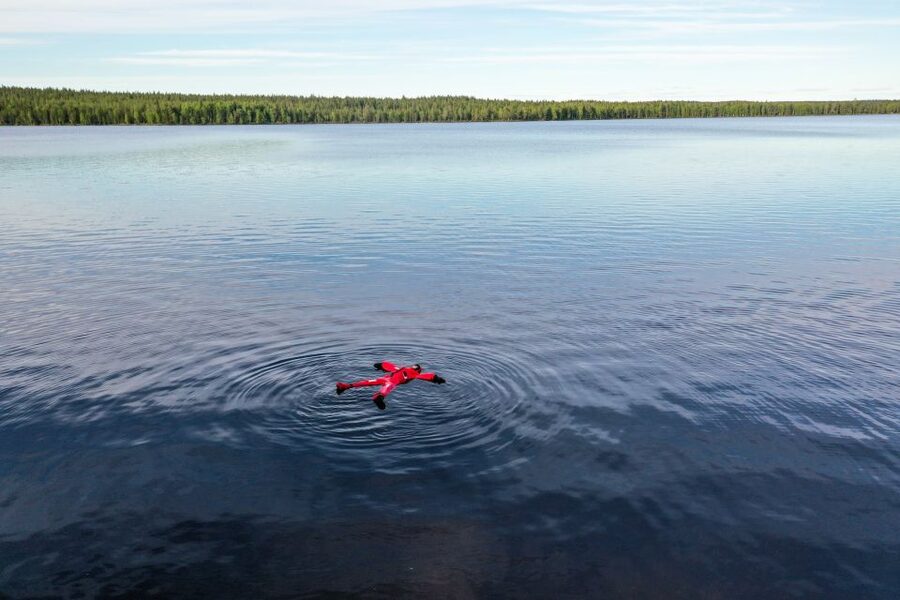 From Rovaniemi: Midnight Sun Forest Lake Float - Group size rules and what they mean for your plans