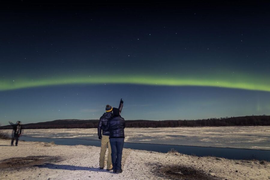 From Rovaniemi: Northern Lights Chase with BBQ and Photos - Leaving Rovaniemi lights behind, for better odds