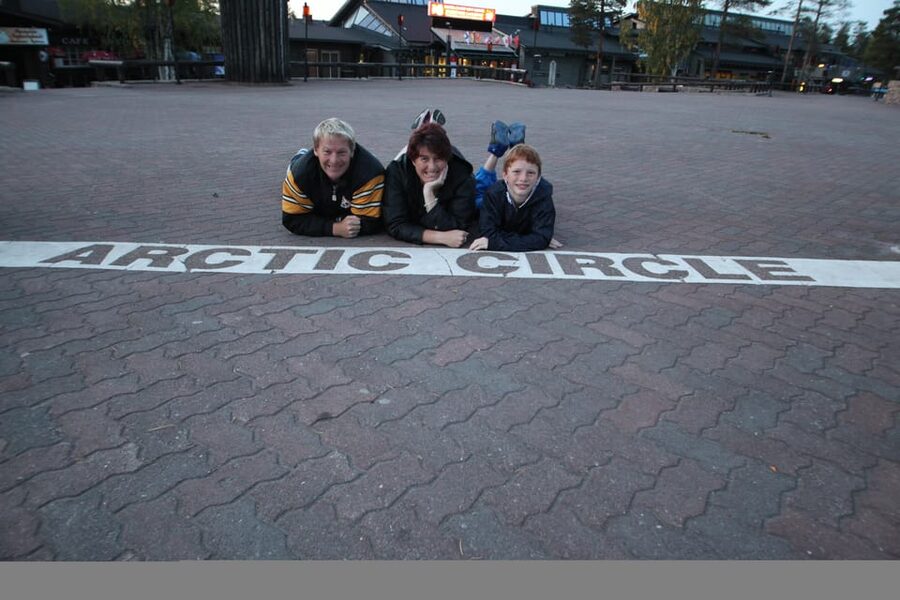 From Rovaniemi: Tour to Santa Claus Village - Lines, time slots, and how to avoid the slow-down effect