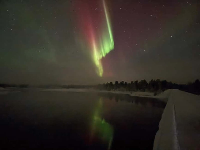 From Saariselkä/Inari: Aurora Hunting Tour, campfire&snacks - Pickup from Saariselkä or the Holiday Club lot, then straight into night mode