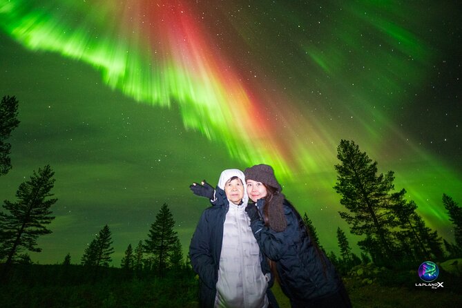 Go on a Northern Lights Photography Tour - Small Group by minivan - Photo help that goes beyond handing you tips