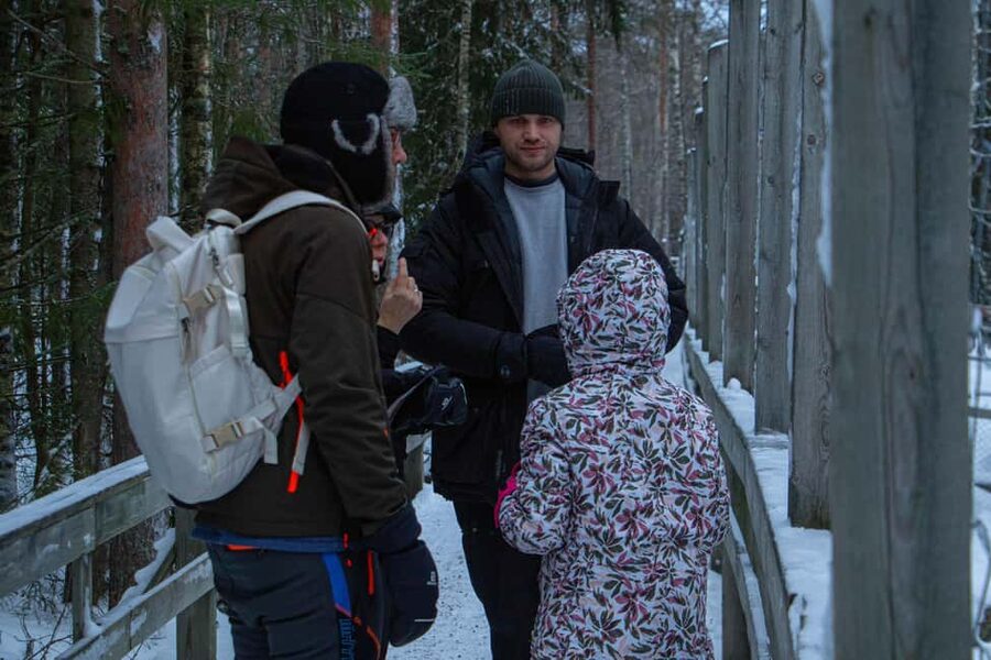 Guided Ranua Wildlife Zoo Tour with Lunch Buffet - Getting picked up in Rovaniemi, and why the drive matters