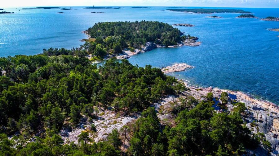 Helsinki: Archipelago Exploration at Porkkalanniemi - Why the campfire break feels like the real payoff