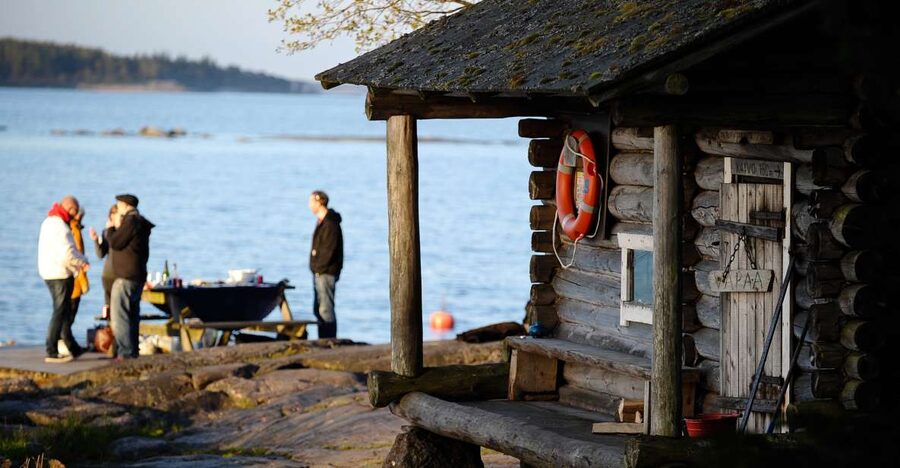 Helsinki: Archipelago RIB Boat Tour with BBQ Lunch and Sauna - Who this tour suits best (and who should skip it)