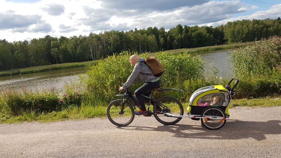 Helsinki: Bike or E-Bike Tour, BBQ, Sauna, Parks, and Forest - BBQ break at Seurasaari, Finnish comfort food outside