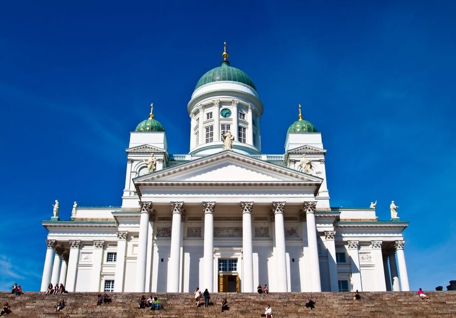 Helsinki: City and Suomenlinna 5-Hour Sightseeing Tour - Senate Square and the Sibelius Monument Photo Stops