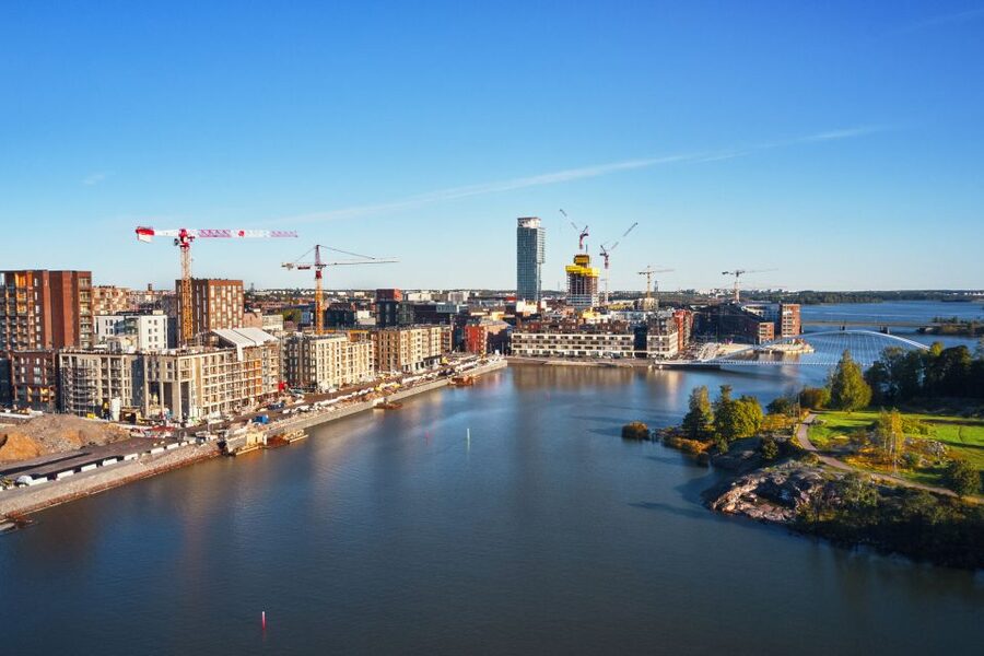 Helsinki: City Highlights 1.5-Hour Archipelago Cruise - What you see from the sea: parks, districts, and architecture in one loop