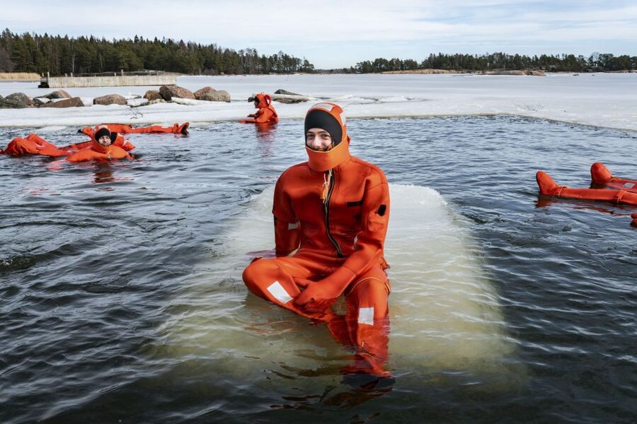 Helsinki: Floating Experience in a Survival Suit - Price and value: is $159 fair for 1.5 hours?