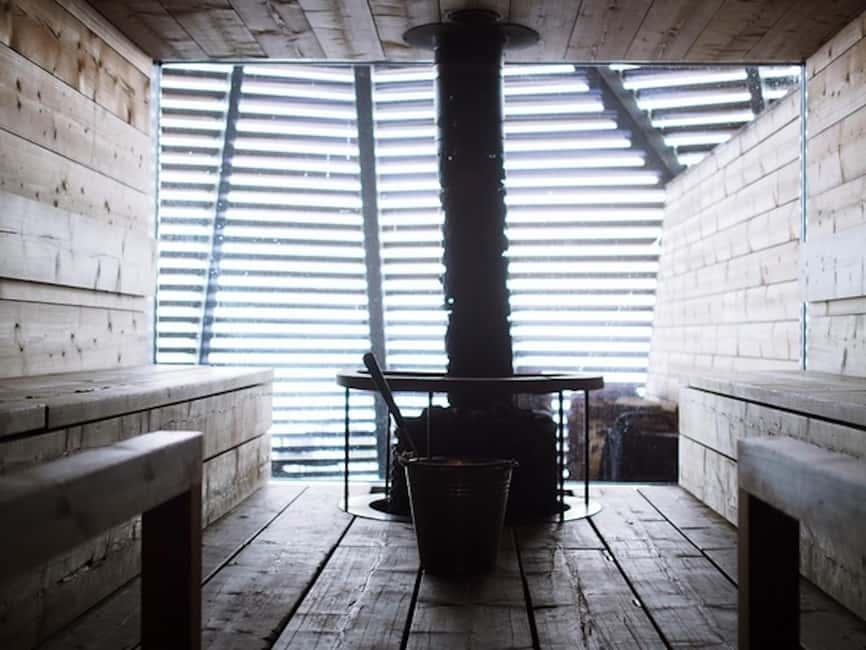 Helsinki: Löyly Sauna Entry Ticket - Your 13:00 entry and the 2-hour flow