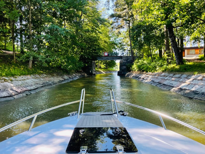 Helsinki: Private Boat Tour - Where You Meet, How You Find the Boat, and How to Plan Your Timing