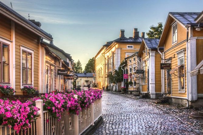 Helsinki Private Sightseeing + Medieval Town Porvoo - How this private Helsinki plus Porvoo day really plays out