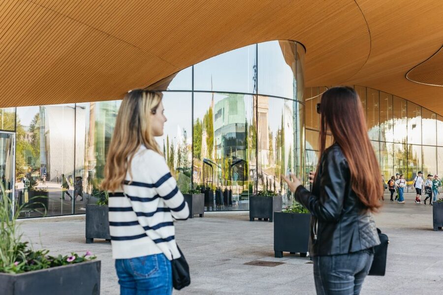 Helsinki: Private Walking Tour with a Local - Longer excursions when you want Sibelius, the Rock Church, and more