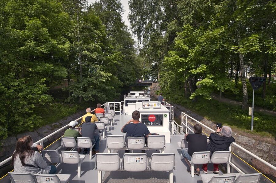 Helsinki: Sightseeing Canal Cruise with Audio Commentary - The Laajasalo Channel and Kulosaari Stretch: Where Helsinki Looks Like a Harbor City