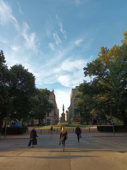 Helsinki: Small-Group Walking Tour with a Historian - A 3-hour walk that turns Helsinki from facts into a storyline