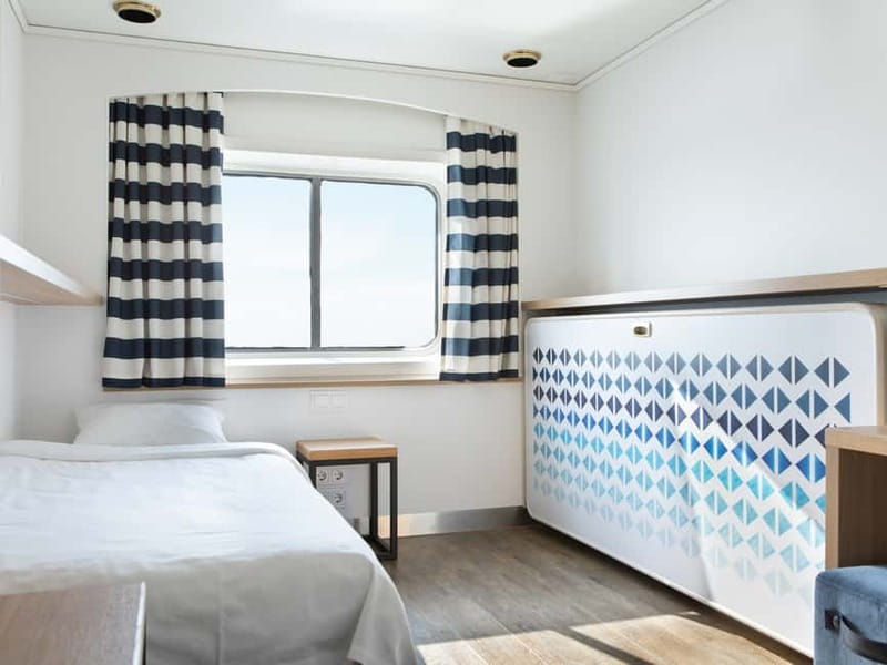 Helsinki-Stockholm Oneway Overnight Cruise with Cabin Stay - Quick hits before you sail