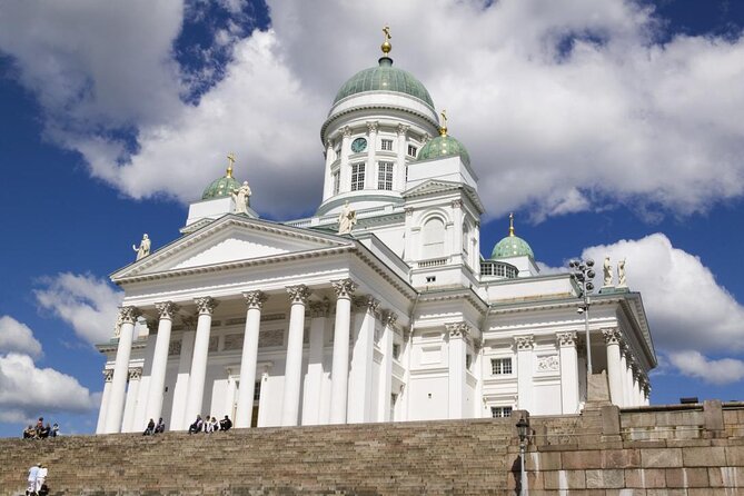 Helsinki Walking Tour at Helsinki Architecture - Senate Square: The Start Point for Modern Helsinki