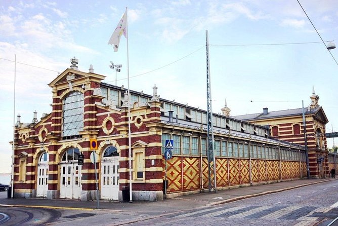 Helsinki Walking Tour with PRIVATE Professional guide - Kauppatori and the market vibe at South Harbour