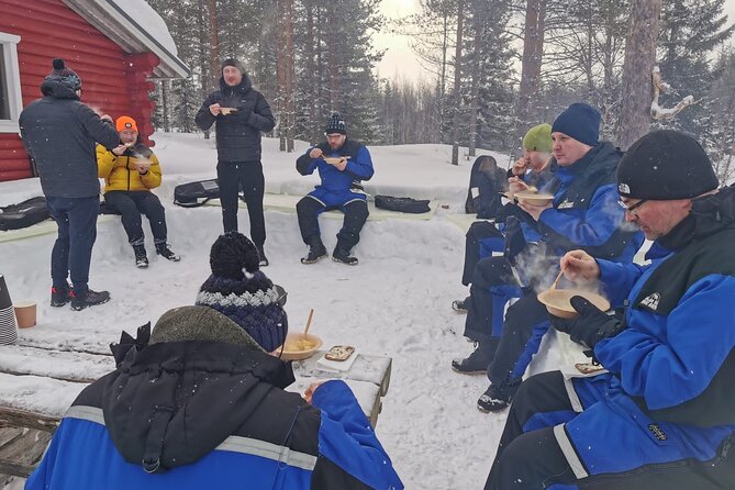 Ice fishing experience - The 5-hour pace, timing, and what to wear for real comfort