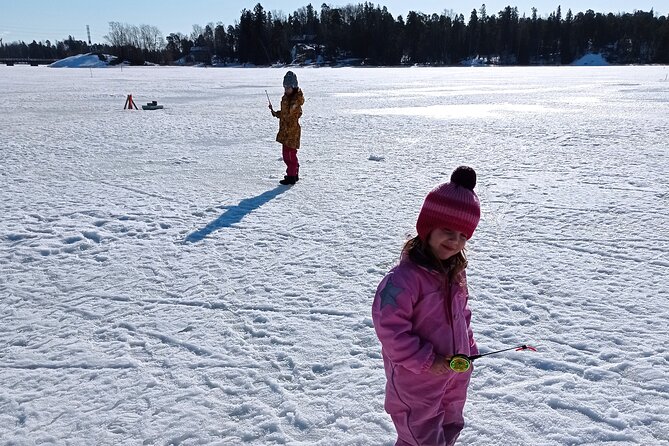 Ice fishing experience with Backpacker Helsinki Tour - Weather reality: why the day depends on the skies
