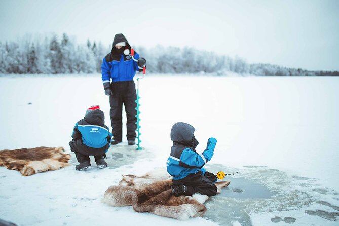 Ice Fishing Like a Finn, Apukka Adventures Rovaniemi - Group size, English support, and the vibe on the ice