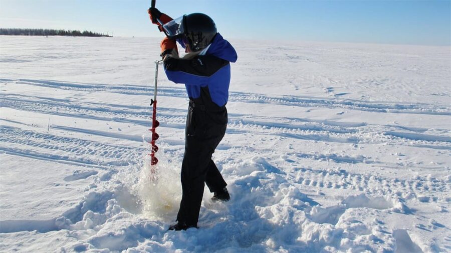 Kemi-Tornio: Ice Fishing Safari with Snowmobiles - Where you start: Sea Lapland Safaris at Kemi SnowCastle Resort