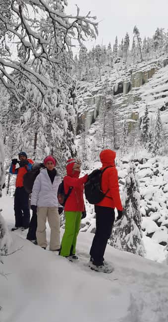 Korouoma Frozen Waterfalls - A Fairy Loop Hike at Canyon - Photo and video tips for frozen waterfalls without losing feeling