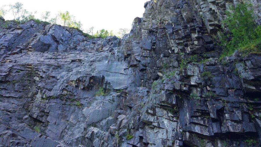 Korouoma National Park Guided Hike with Snacks - Your 4.5 km Canyon Walk: What You’re Actually Doing on the Trail