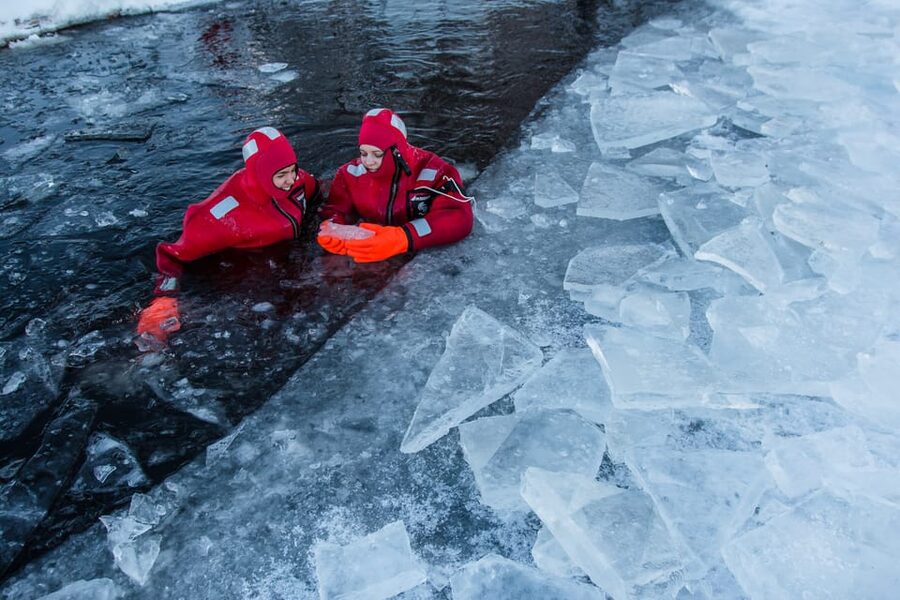Levi: Arctic Ice Floating Adventure - Open-Fire Coffee or Tea: Small Warmth That Changes the Mood