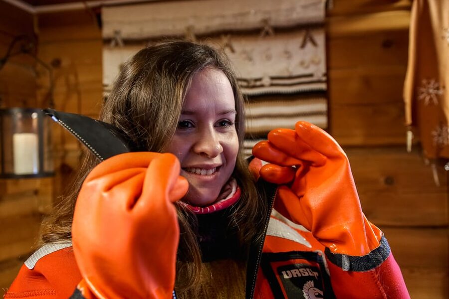 Levi: Arctic Ice Floating Adventure - Guides Make It Easier: English Clarity and Attentive Support