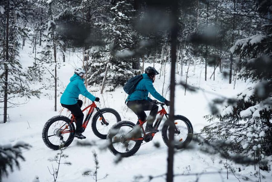 Levi: E-Fatbike Adventure in Snowy Forest - Where winter cycling in Levi actually feels easy