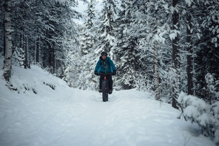 Levi: E-Fatbike Adventure in Snowy Forest - The return ride and the “same trail” reality