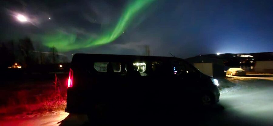Levi: Northern Lights by Minivan with hot drinks and snacks - Should you book it?