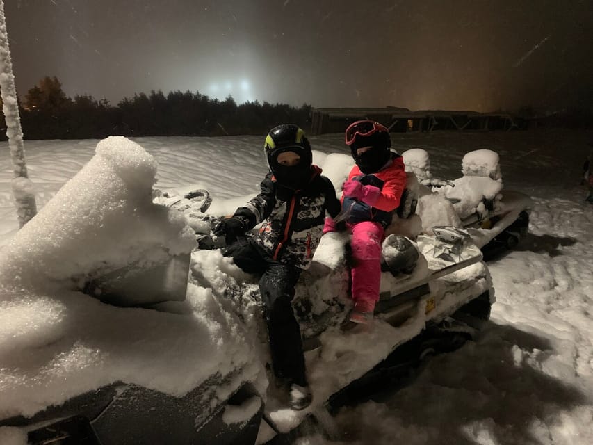 Levi: Northern Lights Snowmobile Safari and Campfire Picnic - Riding with kids: passengers, sleds, and family-friendly pacing