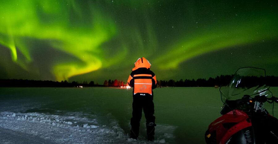 Levi: Northern Lights Snowmobile Tour with Snacks and Drinks - Meeting point and timing: small detail, big effect